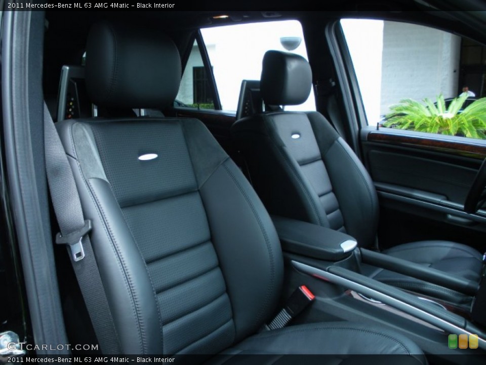 Black Interior Photo for the 2011 Mercedes-Benz ML 63 AMG 4Matic #51047149