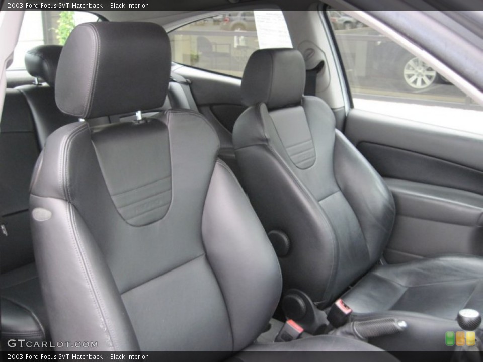 Black Interior Photo for the 2003 Ford Focus SVT Hatchback #51051331