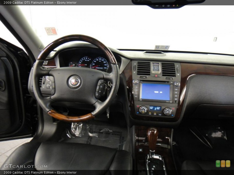 Ebony Interior Photo for the 2009 Cadillac DTS Platinum Edition #51059593