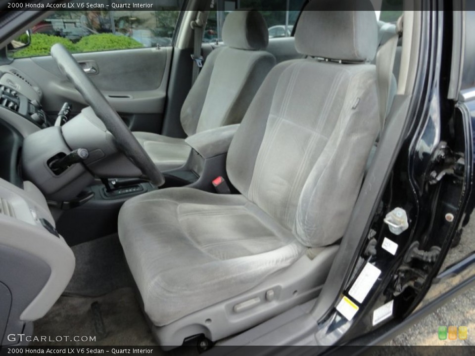 Quartz Interior Photo for the 2000 Honda Accord LX V6 Sedan #51071111