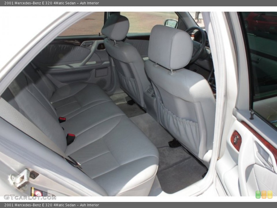 Ash Interior Photo for the 2001 Mercedes-Benz E 320 4Matic Sedan #51074717