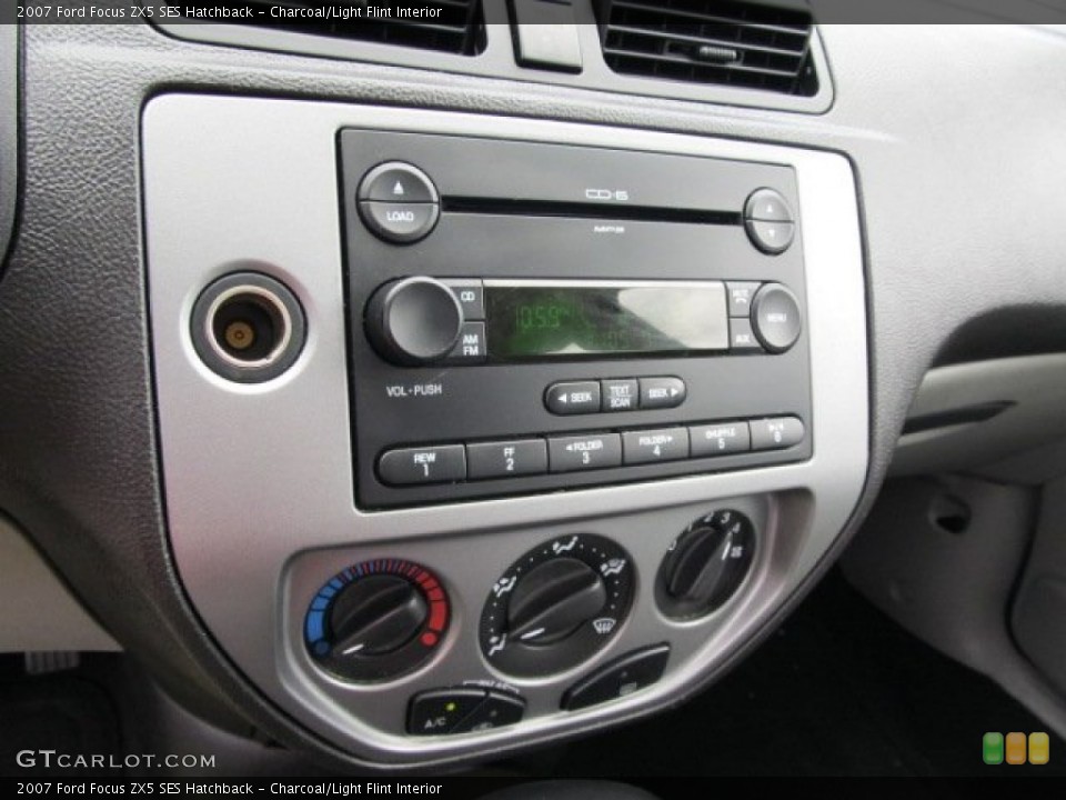 Charcoal/Light Flint Interior Controls for the 2007 Ford Focus ZX5 SES Hatchback #51075944