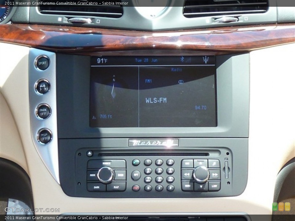 Sabbia Interior Controls for the 2011 Maserati GranTurismo Convertible GranCabrio #51080987