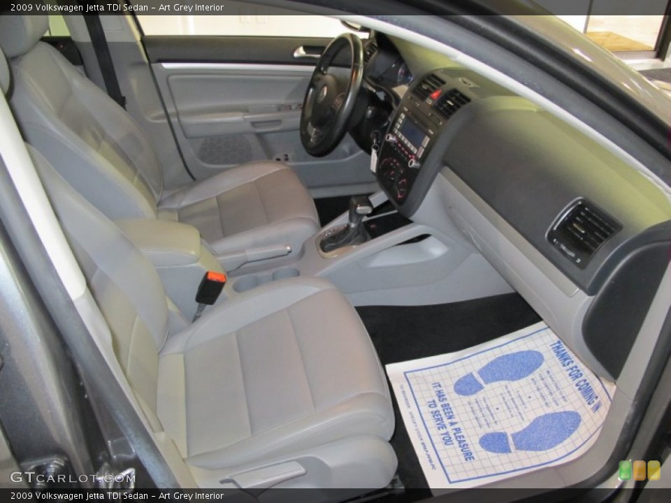 Art Grey Interior Photo for the 2009 Volkswagen Jetta TDI Sedan #51093482