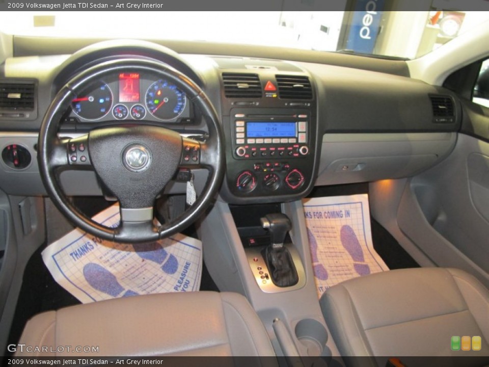 Art Grey Interior Dashboard for the 2009 Volkswagen Jetta TDI Sedan #51093518