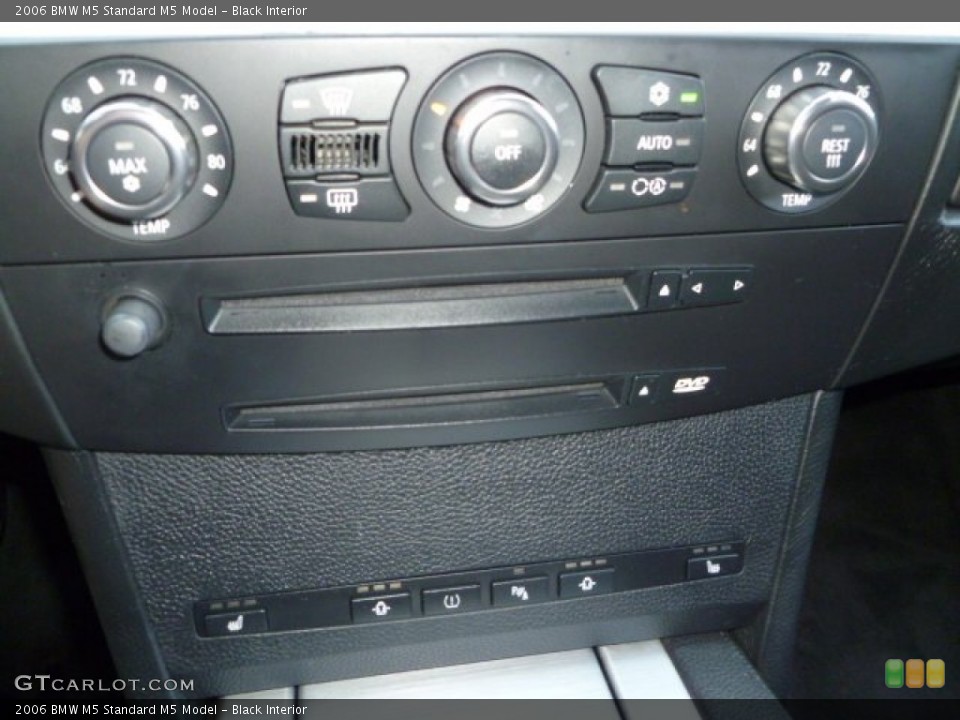 Black Interior Controls for the 2006 BMW M5  #51094058