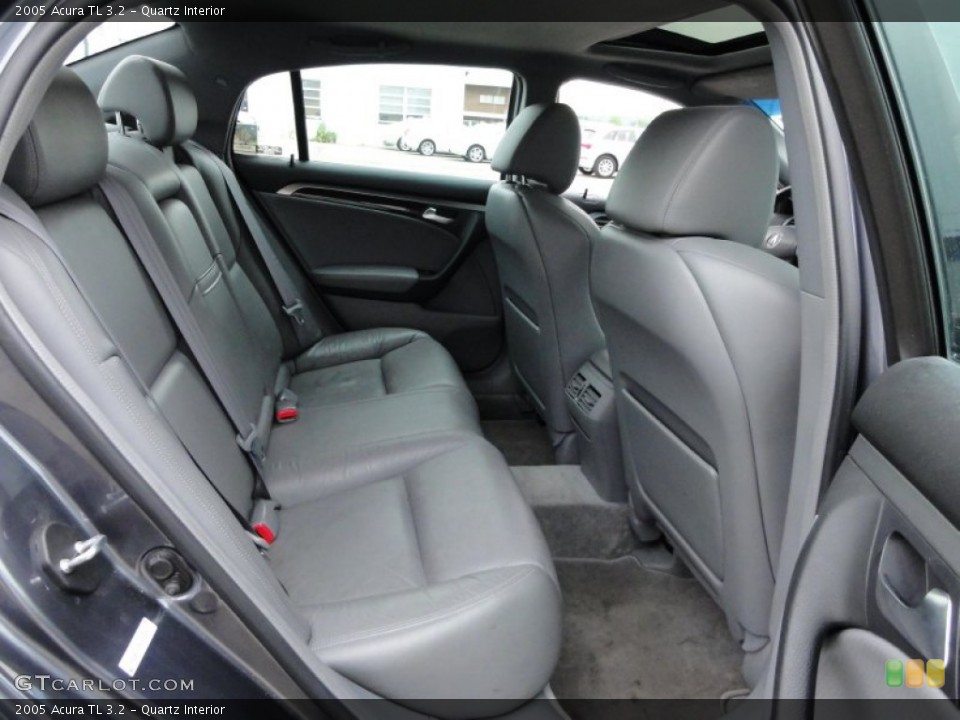 Quartz Interior Photo for the 2005 Acura TL 3.2 #51099131