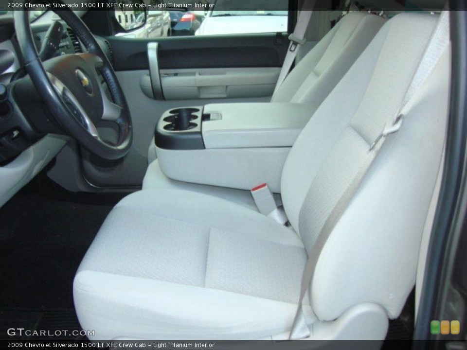 Light Titanium Interior Photo for the 2009 Chevrolet Silverado 1500 LT XFE Crew Cab #51104564