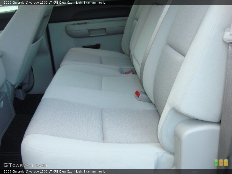 Light Titanium Interior Photo for the 2009 Chevrolet Silverado 1500 LT XFE Crew Cab #51104573
