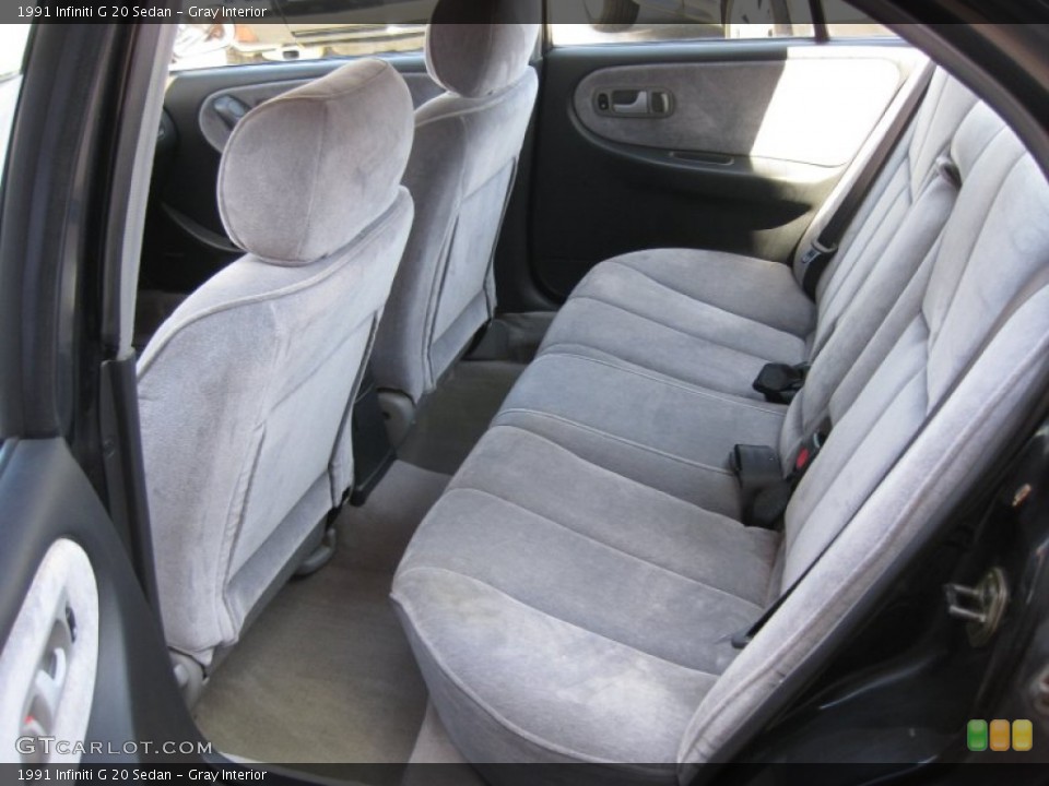 Gray 1991 Infiniti G Interiors