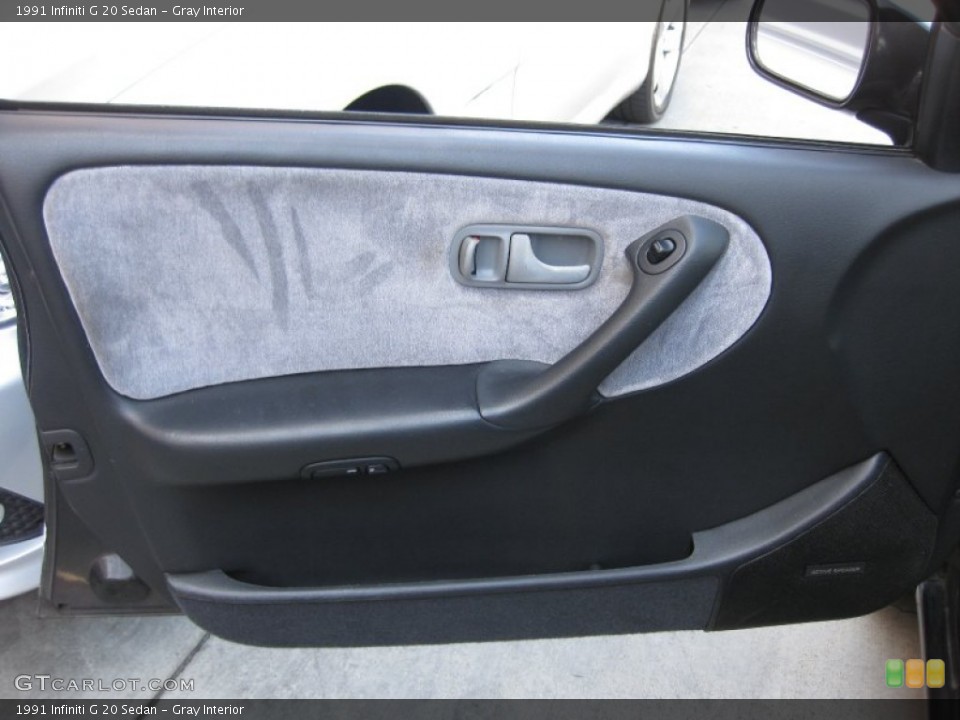 Gray Interior Door Panel for the 1991 Infiniti G 20 Sedan #51107252