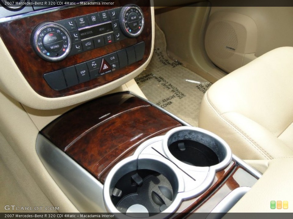 Macadamia Interior Controls for the 2007 Mercedes-Benz R 320 CDI 4Matic #51116642