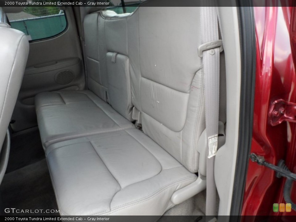 Gray Interior Photo for the 2000 Toyota Tundra Limited Extended Cab #51148064