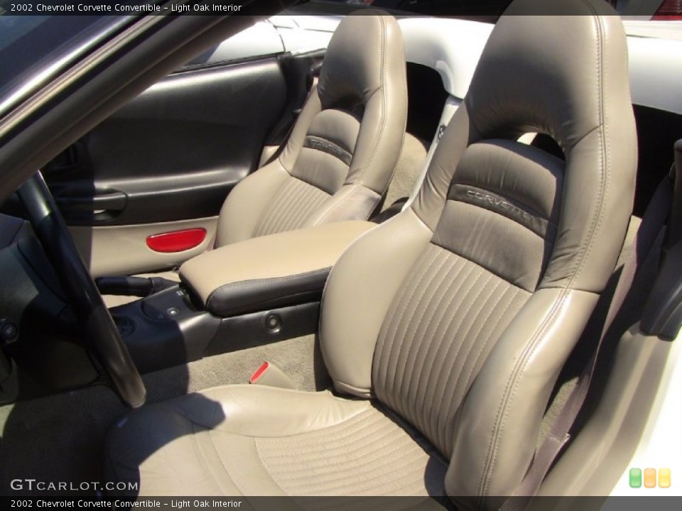 Light Oak Interior Photo for the 2002 Chevrolet Corvette Convertible #51154103