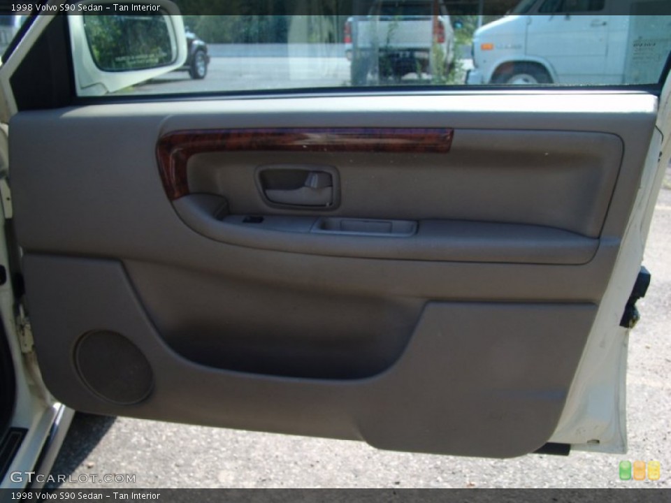 Tan Interior Door Panel for the 1998 Volvo S90 Sedan #51162615