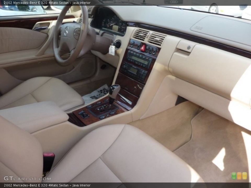 Java Interior Photo for the 2002 Mercedes-Benz E 320 4Matic Sedan #51164007