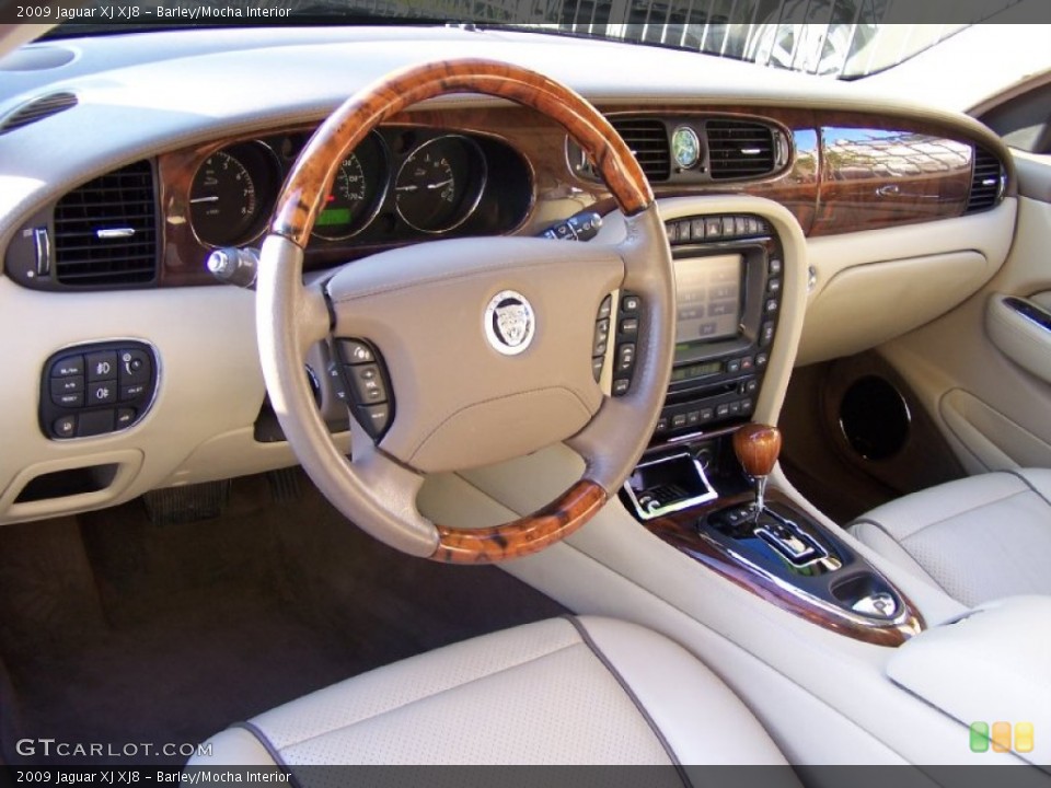Barley/Mocha Interior Photo for the 2009 Jaguar XJ XJ8 #51164655