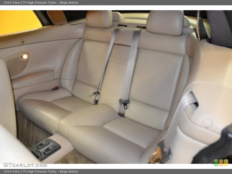 Beige Interior Photo for the 2004 Volvo C70 High Pressure Turbo #51165327