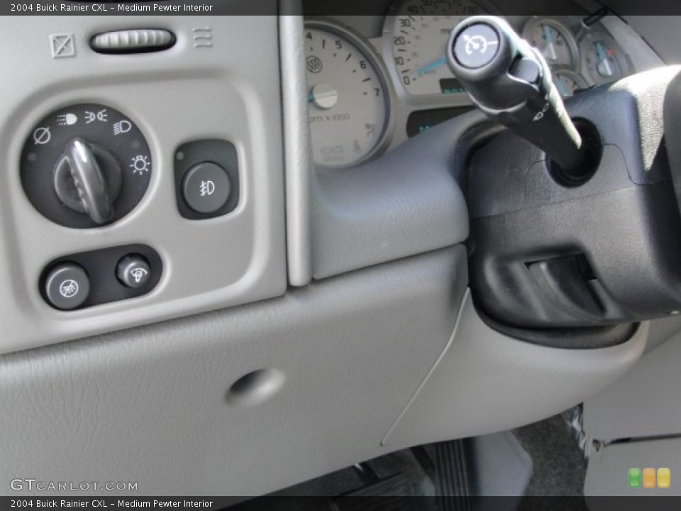 Medium Pewter Interior Controls for the 2004 Buick Rainier CXL #51172737