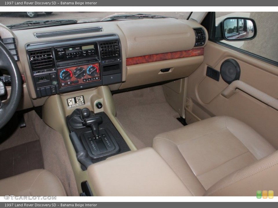 Bahama Beige Interior Photo for the 1997 Land Rover Discovery SD #51173913