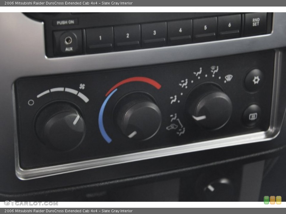 Slate Gray Interior Controls for the 2006 Mitsubishi Raider DuroCross Extended Cab 4x4 #51178203