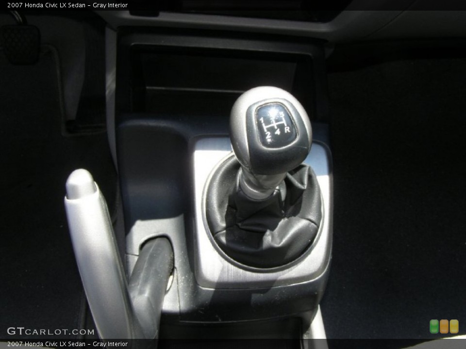 Gray Interior Transmission for the 2007 Honda Civic LX Sedan #51178518