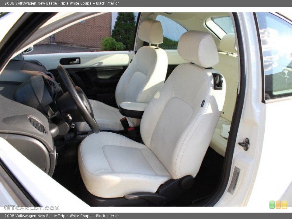 Black Interior Photo for the 2008 Volkswagen New Beetle Triple White Coupe #51193075