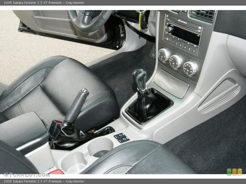 Gray Interior Transmission for the 2005 Subaru Forester 2.5 XT Premium #51200252