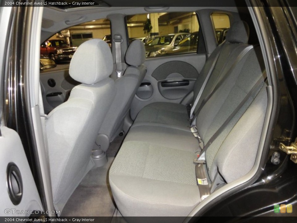 Gray Interior Photo for the 2004 Chevrolet Aveo LS Hatchback #51206660