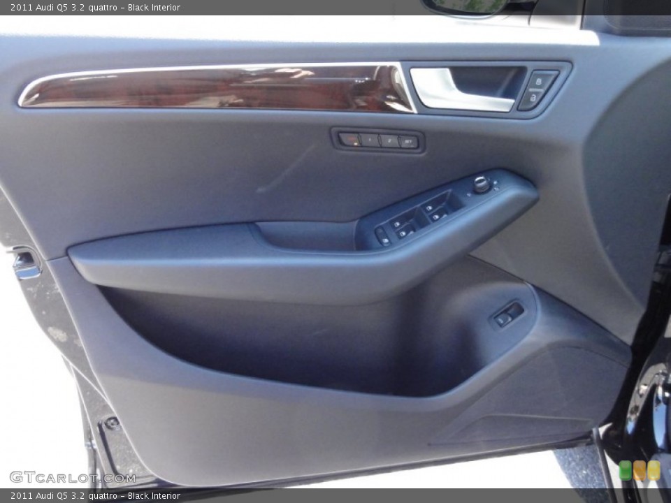Black Interior Door Panel for the 2011 Audi Q5 3.2 quattro #51208727