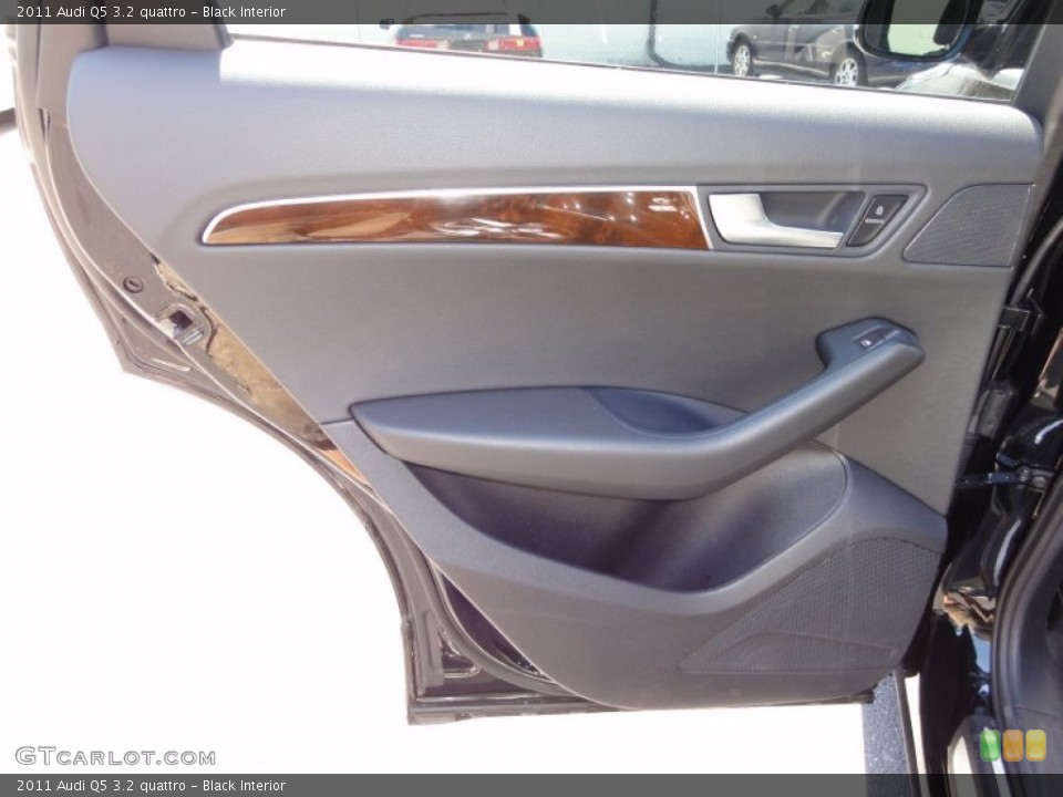 Black Interior Door Panel for the 2011 Audi Q5 3.2 quattro #51208898