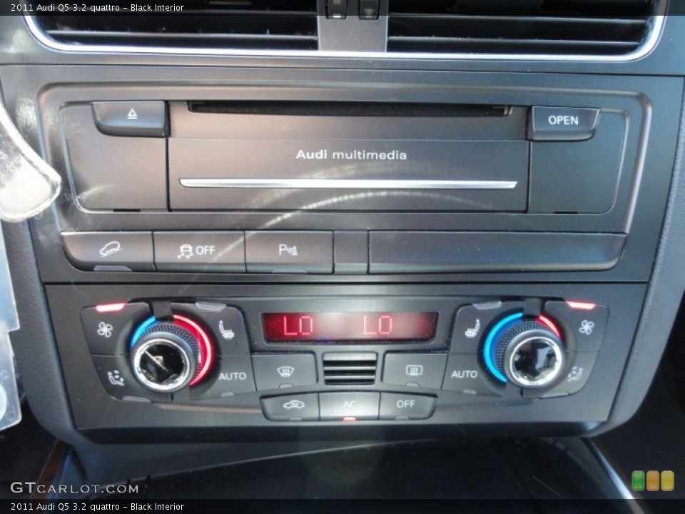 Black Interior Controls for the 2011 Audi Q5 3.2 quattro #51209093