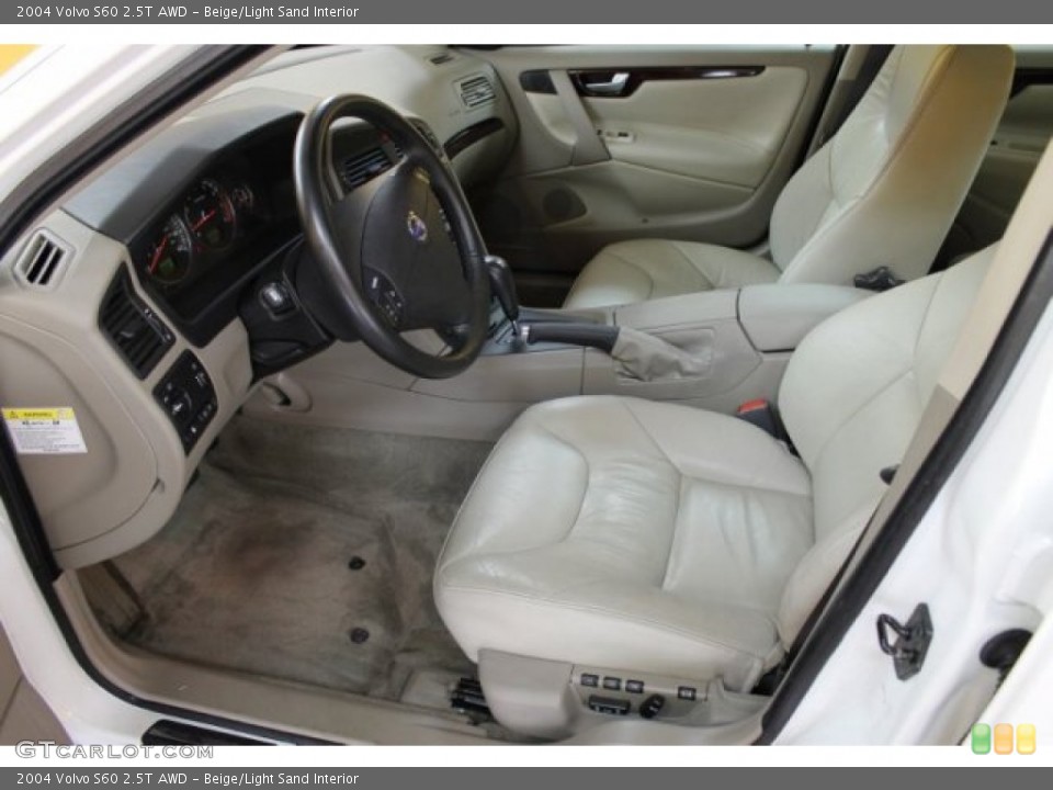 Beige/Light Sand Interior Photo for the 2004 Volvo S60 2.5T AWD #51211775