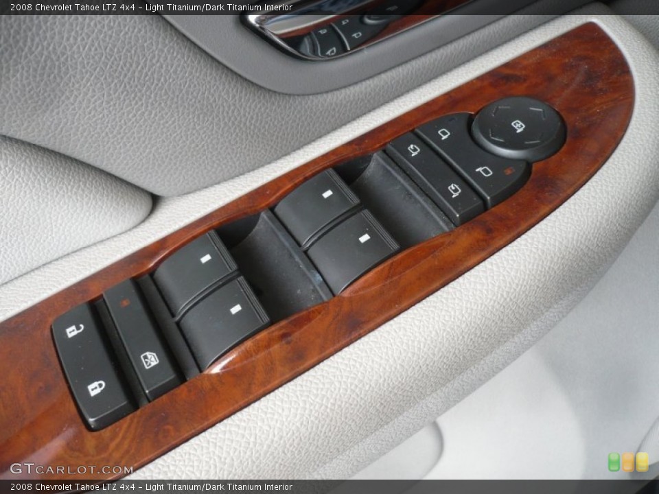 Light Titanium/Dark Titanium Interior Controls for the 2008 Chevrolet Tahoe LTZ 4x4 #51214769