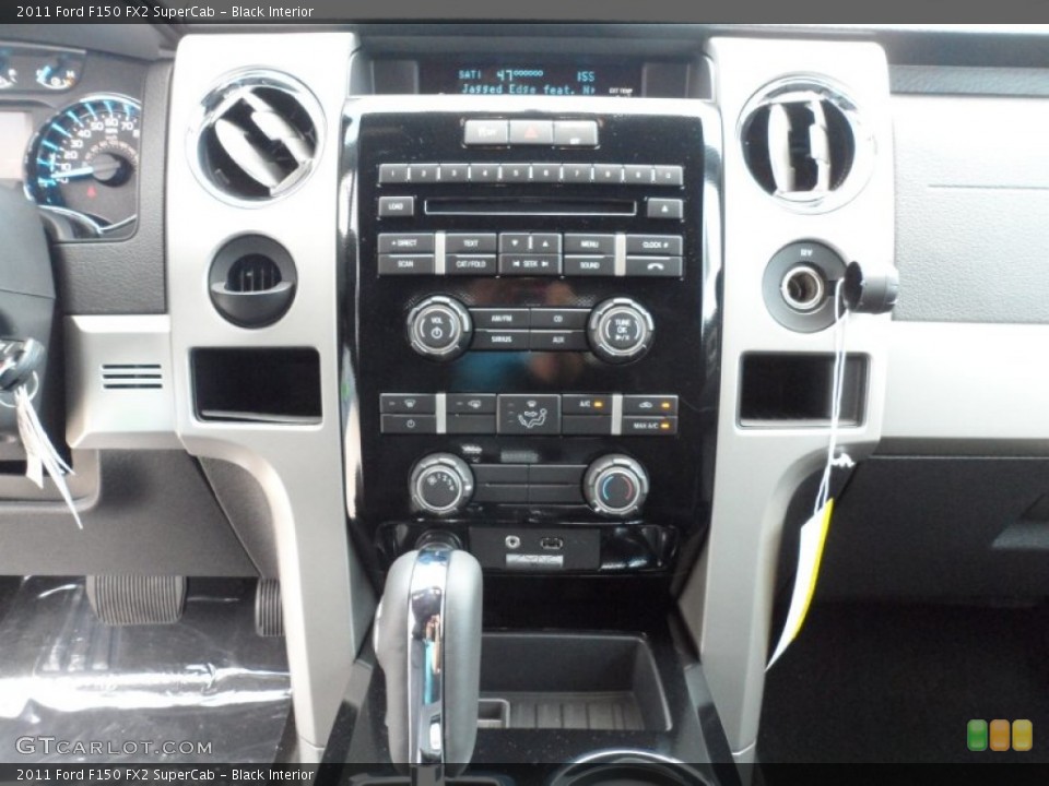 Black Interior Controls for the 2011 Ford F150 FX2 SuperCab #51214946