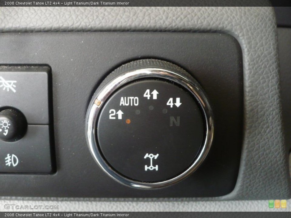 Light Titanium/Dark Titanium Interior Controls for the 2008 Chevrolet Tahoe LTZ 4x4 #51215048