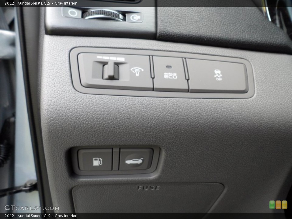 Gray Interior Controls for the 2012 Hyundai Sonata GLS #51216743
