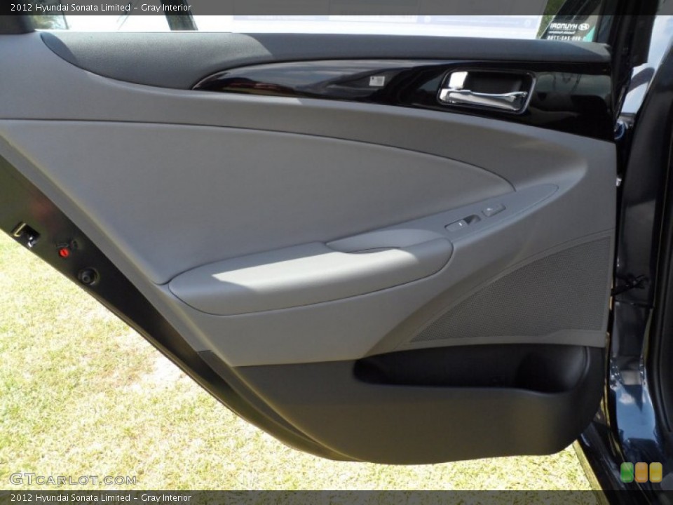 Gray Interior Door Panel for the 2012 Hyundai Sonata Limited #51217091