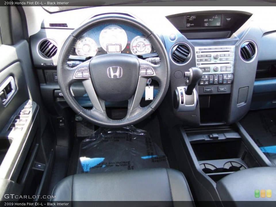 Black Interior Dashboard for the 2009 Honda Pilot EX-L #51220262