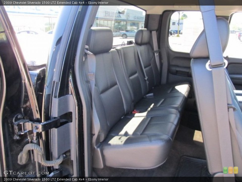 Ebony Interior Photo for the 2009 Chevrolet Silverado 1500 LTZ Extended Cab 4x4 #51222528