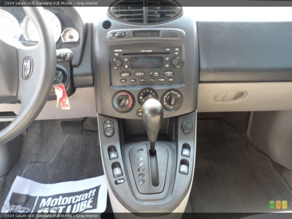 Gray Interior Controls for the 2004 Saturn VUE  #51222863