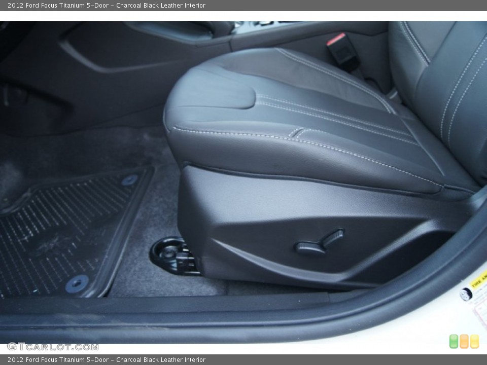 Charcoal Black Leather Interior Photo for the 2012 Ford Focus Titanium 5-Door #51225134