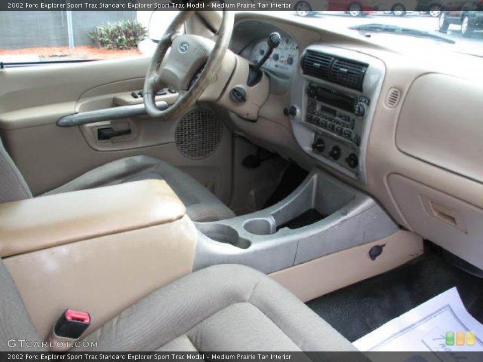 Medium Prairie Tan Interior Photo for the 2002 Ford Explorer Sport Trac  #51231434