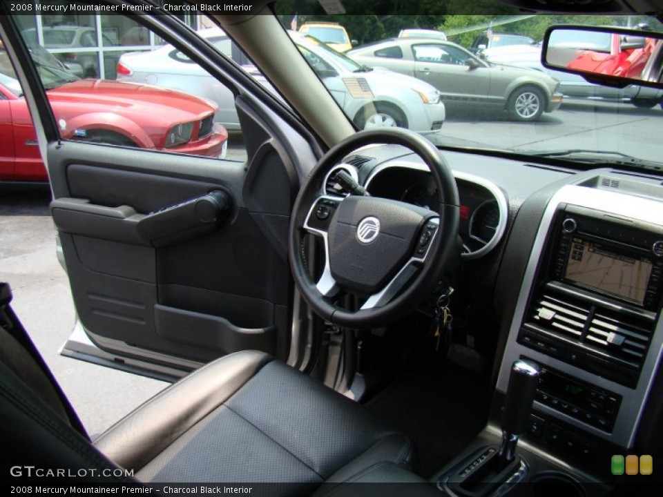 Charcoal Black Interior Photo for the 2008 Mercury Mountaineer Premier #51237809