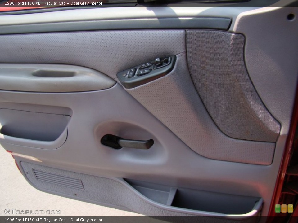 Opal Grey Interior Door Panel for the 1996 Ford F150 XLT Regular Cab #51238340