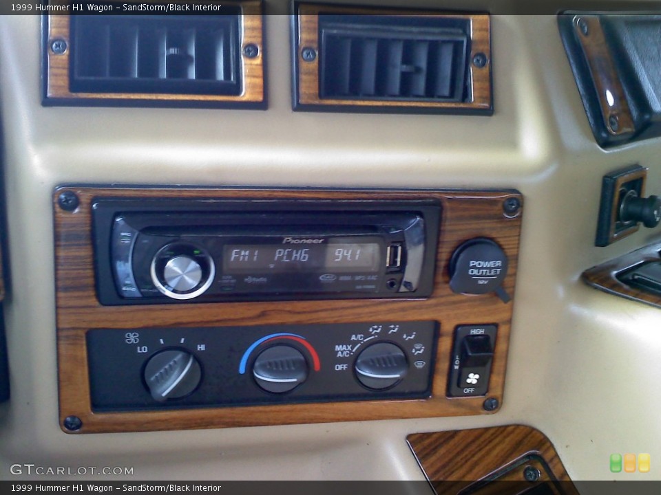 SandStorm/Black Interior Controls for the 1999 Hummer H1 Wagon #51239150