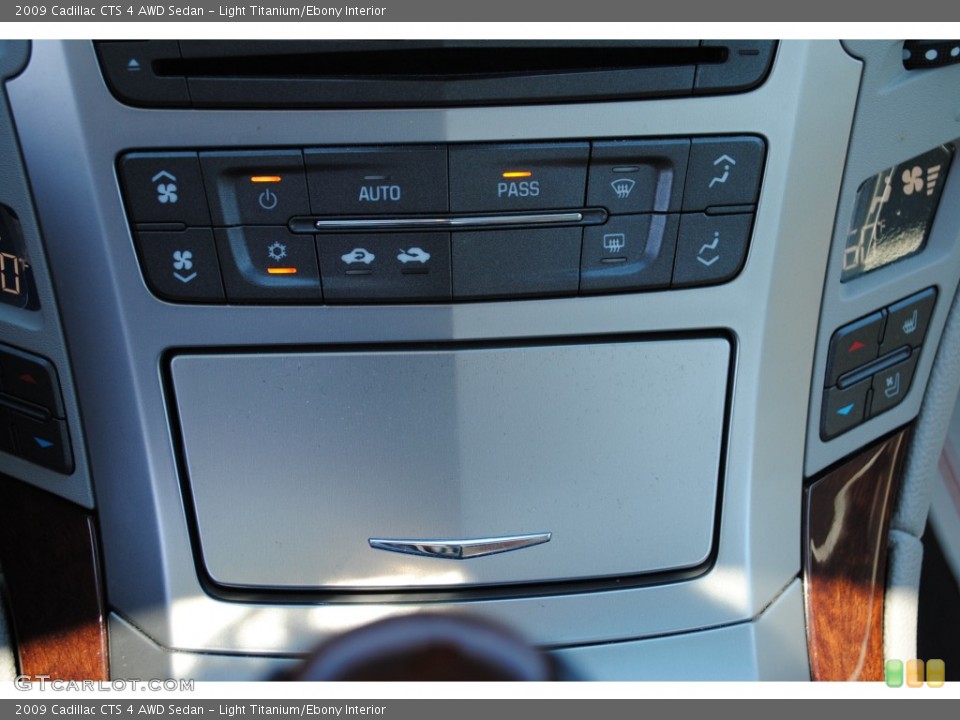 Light Titanium/Ebony Interior Controls for the 2009 Cadillac CTS 4 AWD Sedan #51246698