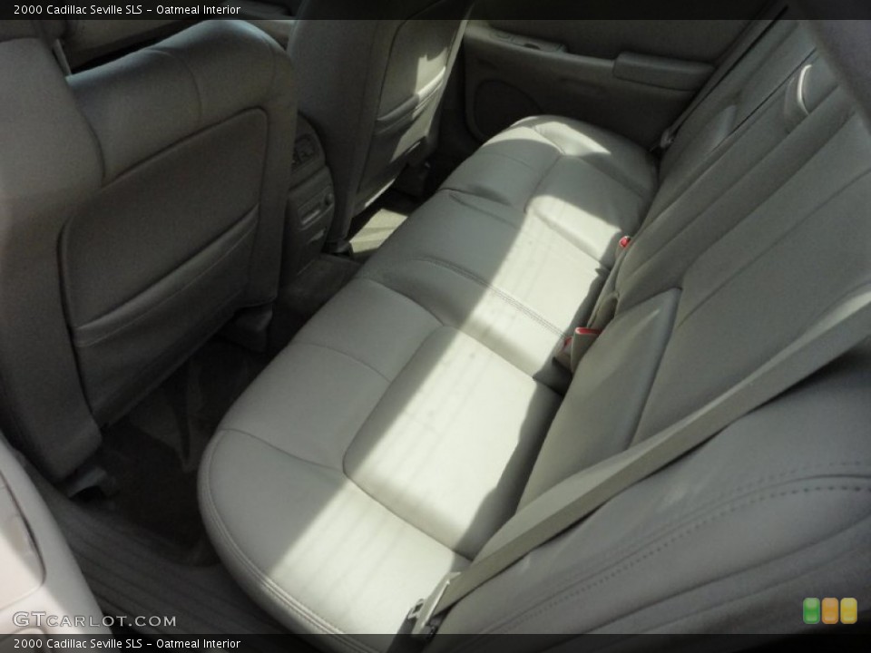 Oatmeal Interior Photo for the 2000 Cadillac Seville SLS #51258143