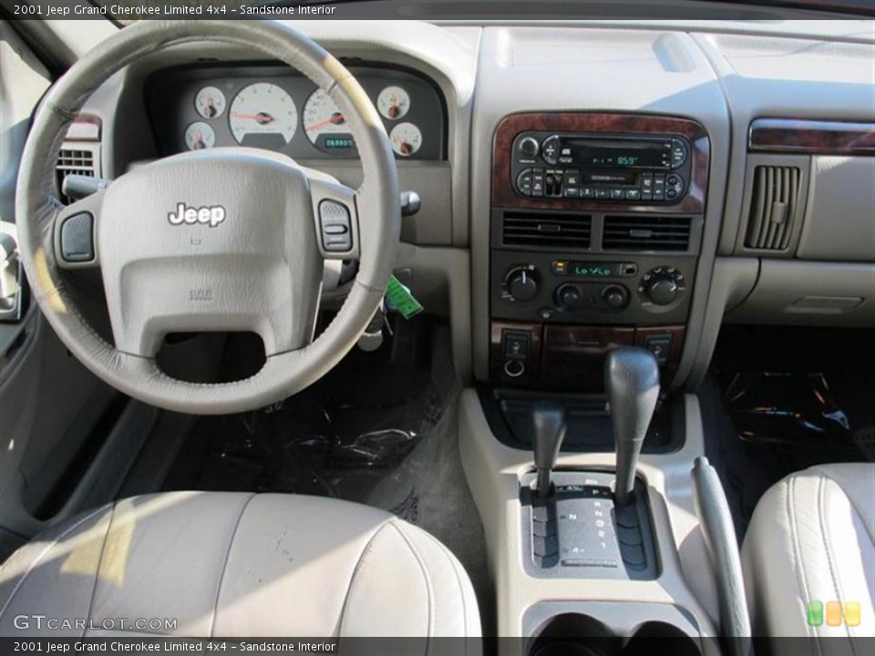 Sandstone Interior Photo for the 2001 Jeep Grand Cherokee Limited 4x4 #51269378
