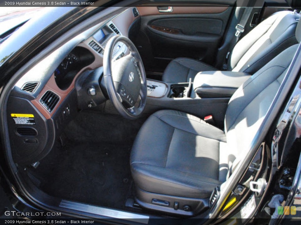 Black Interior Photo for the 2009 Hyundai Genesis 3.8 Sedan #51278974